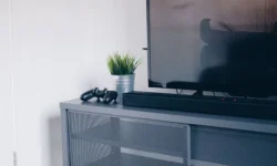 What Are the Benefits of Changing Your LCD Desktops to LED?